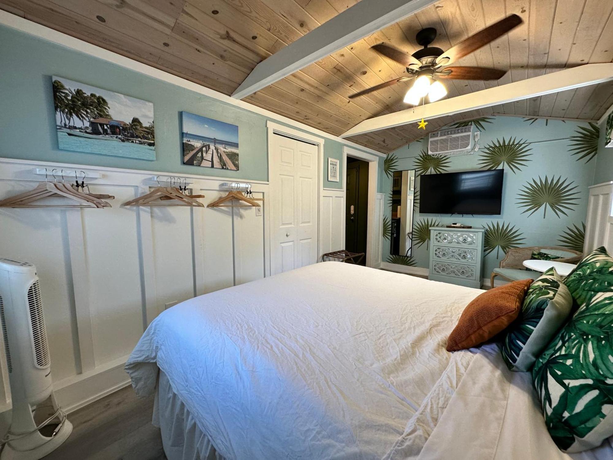 Palm Paradise Retreat セント・ピーターズバーグ エクステリア 写真